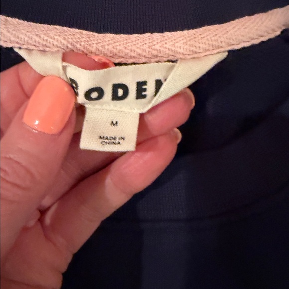 Boden Navy Sweatshirt with Colorful Embroidery - Picture 2 of 2